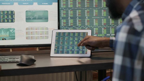 Comment investir passivement dans le digital avec Online Asset ?